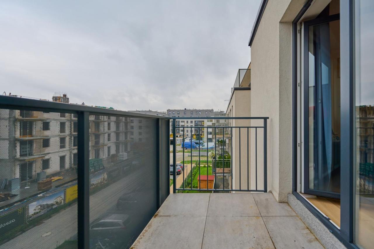 Jagodno Wroclaw Kajdasza Studio Z Bezplatnym Garazem By Noclegi Renters Eksteriør bilde