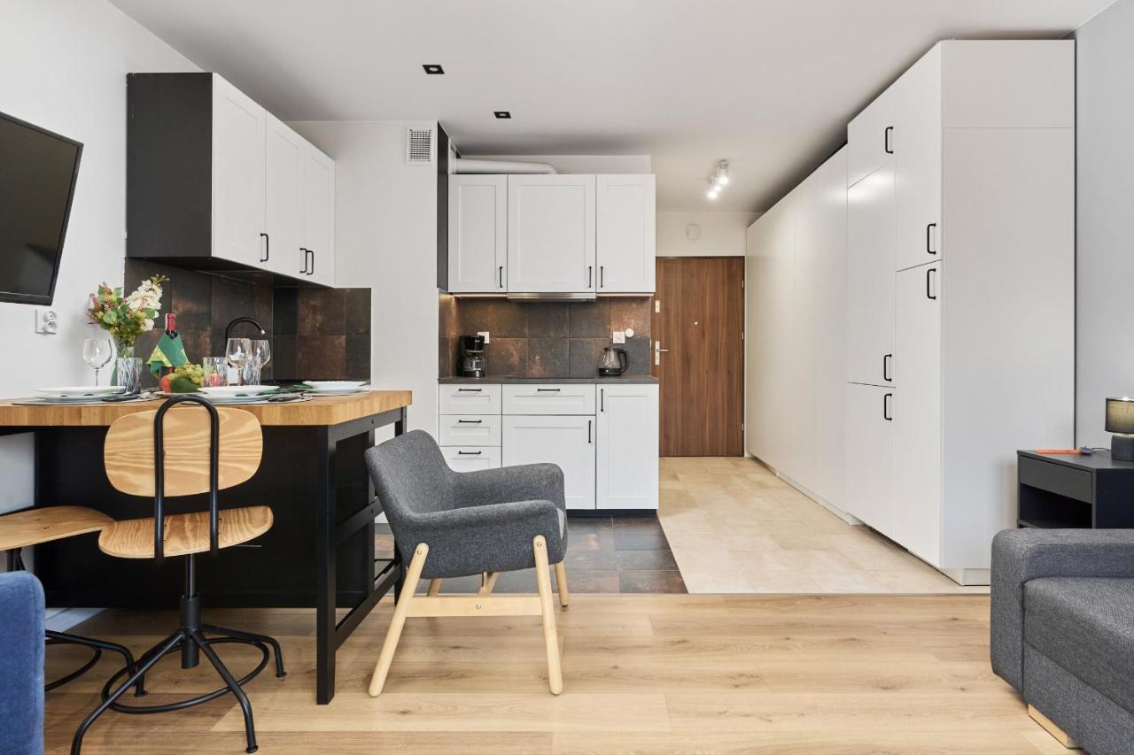 Jagodno Wroclaw Kajdasza Studio Z Bezplatnym Garazem By Noclegi Renters Eksteriør bilde